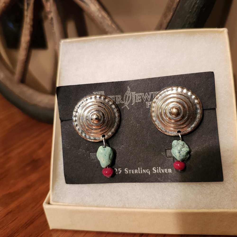 Silver Medallion Turquoise Red Beaded Earrings
